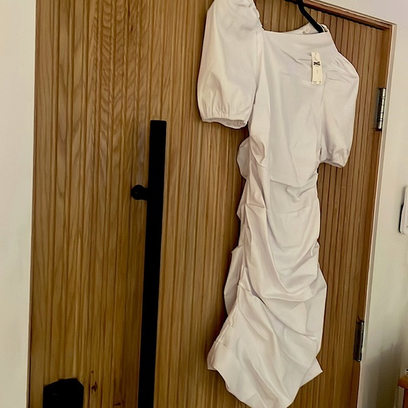 NWT- Maeve Anthropologie Slim Puff Sleeve Ruched White Dress - Picture 5 of 6